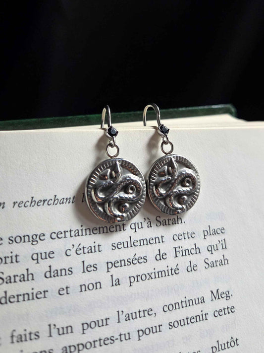 SERPENTINE Snake medallion earrings