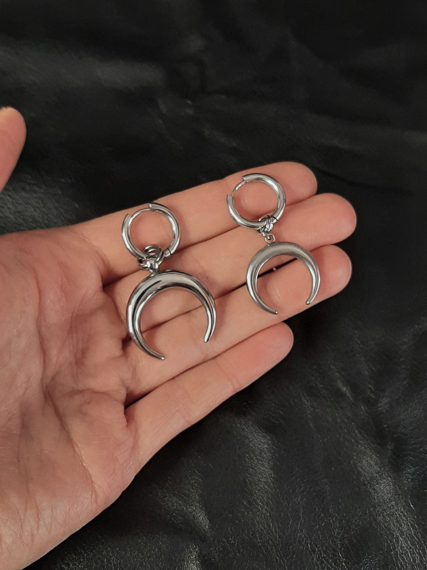 ECLIPSE moon crescent earrings