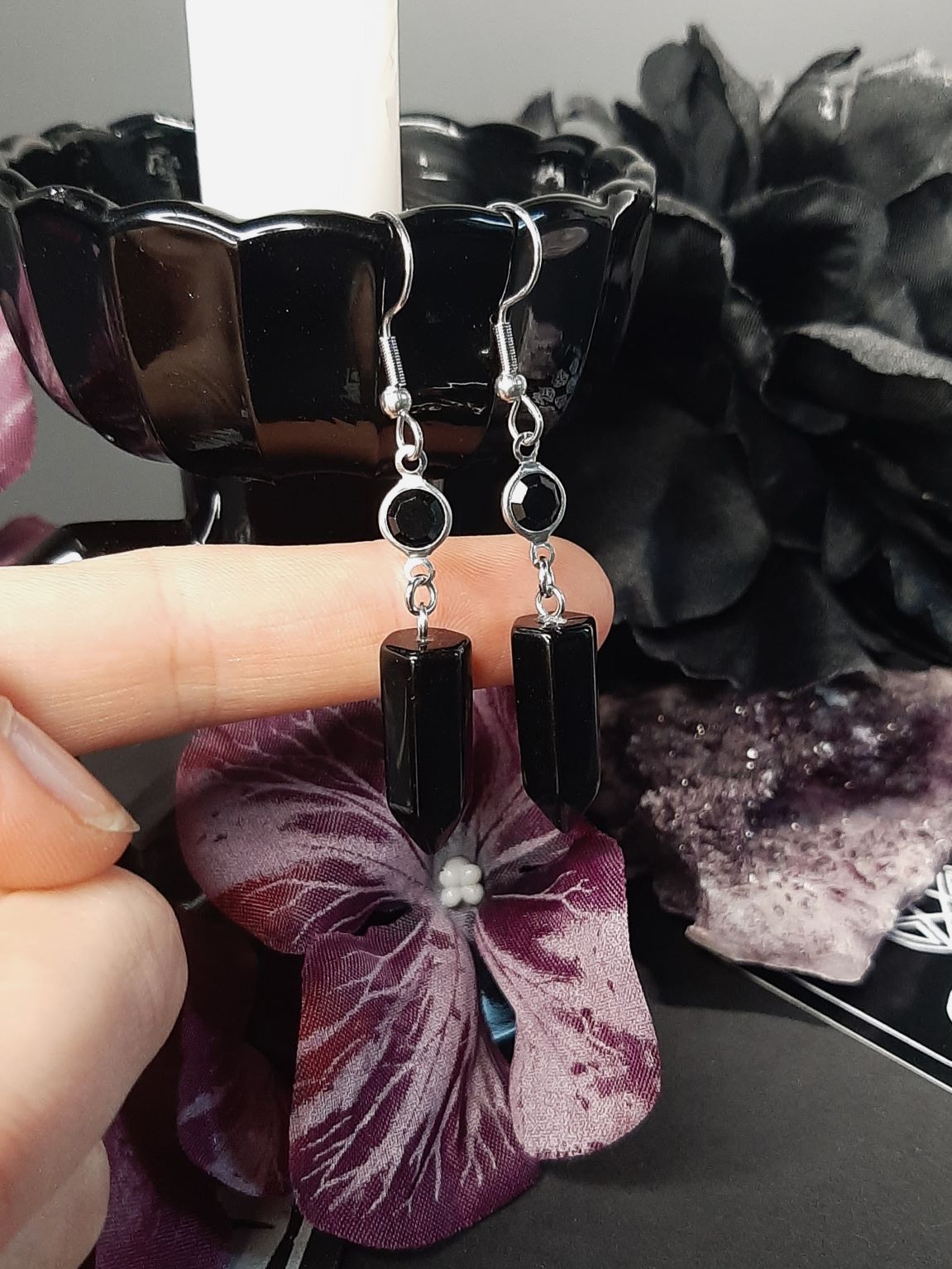 Hex ~ Onyx point earrings