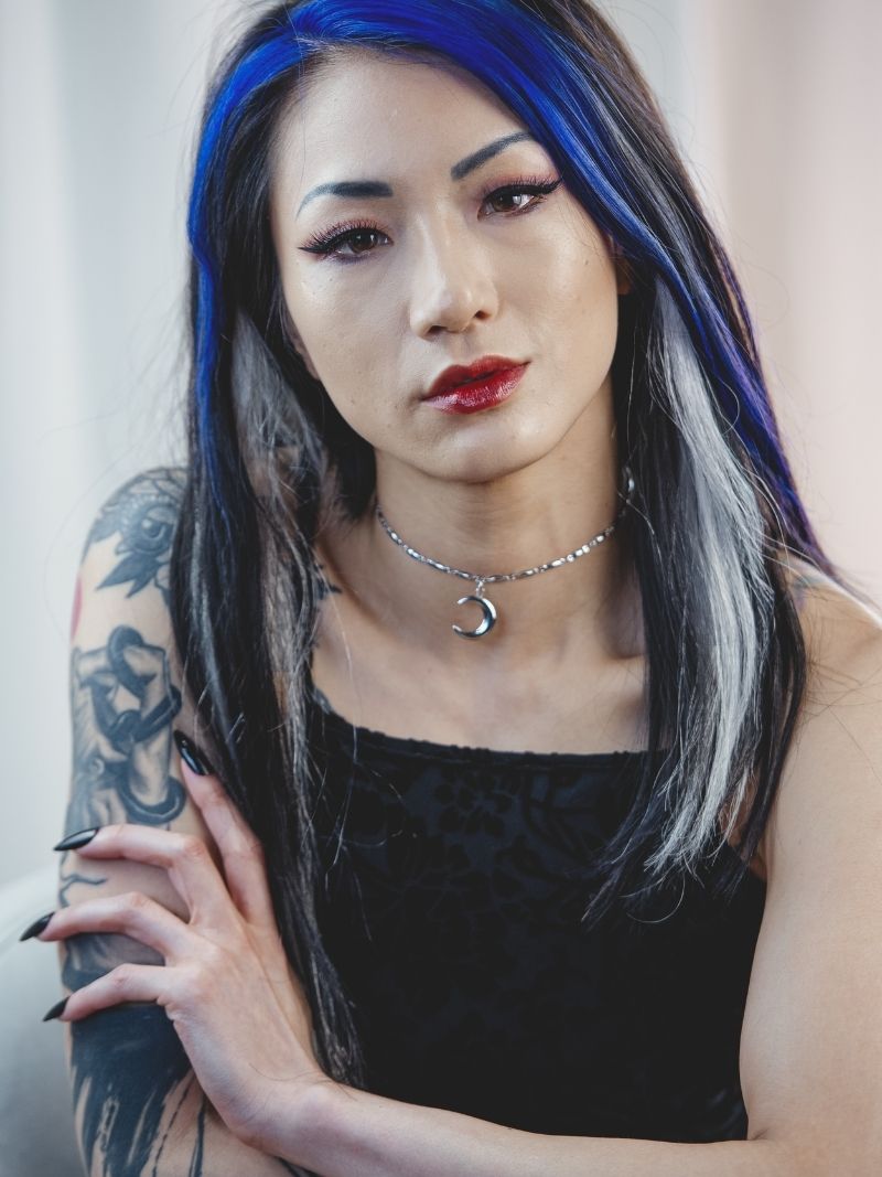 MOON GAZER choker necklace