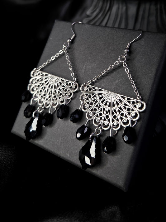 Last chance // SANCTUARY Crystal fan earrings