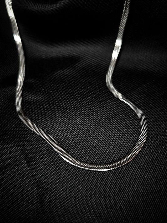 Herringbone layering stainless chain