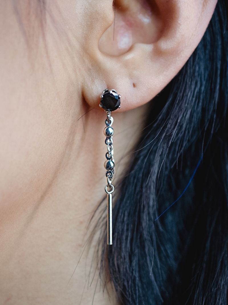 GAZE zircon stud earrings