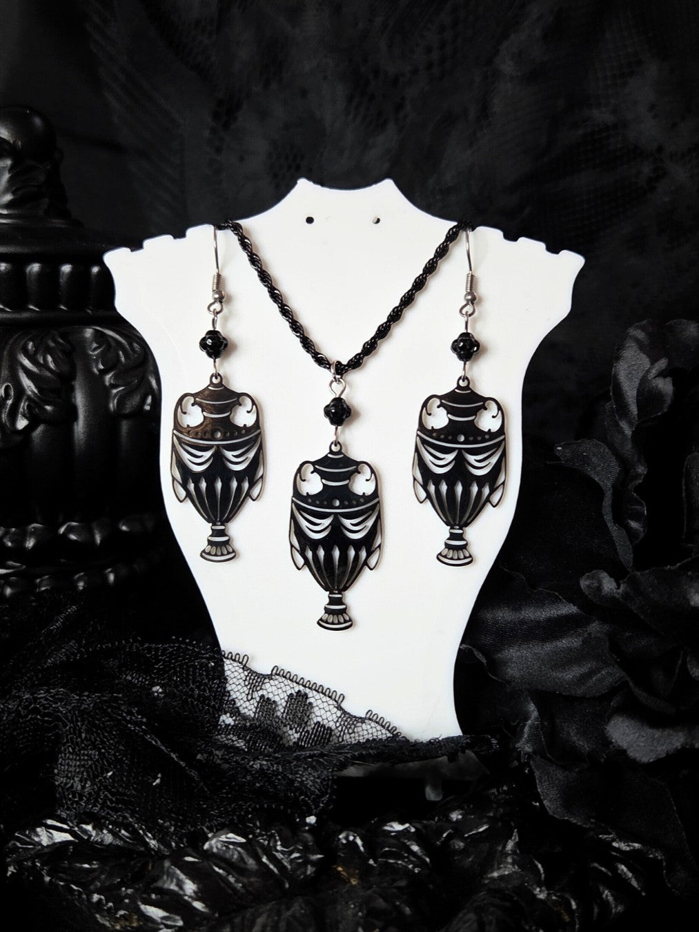 SANCTUM Urn earrings