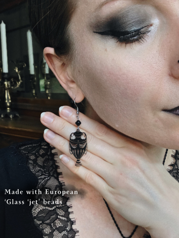 SANCTUM Urn earrings