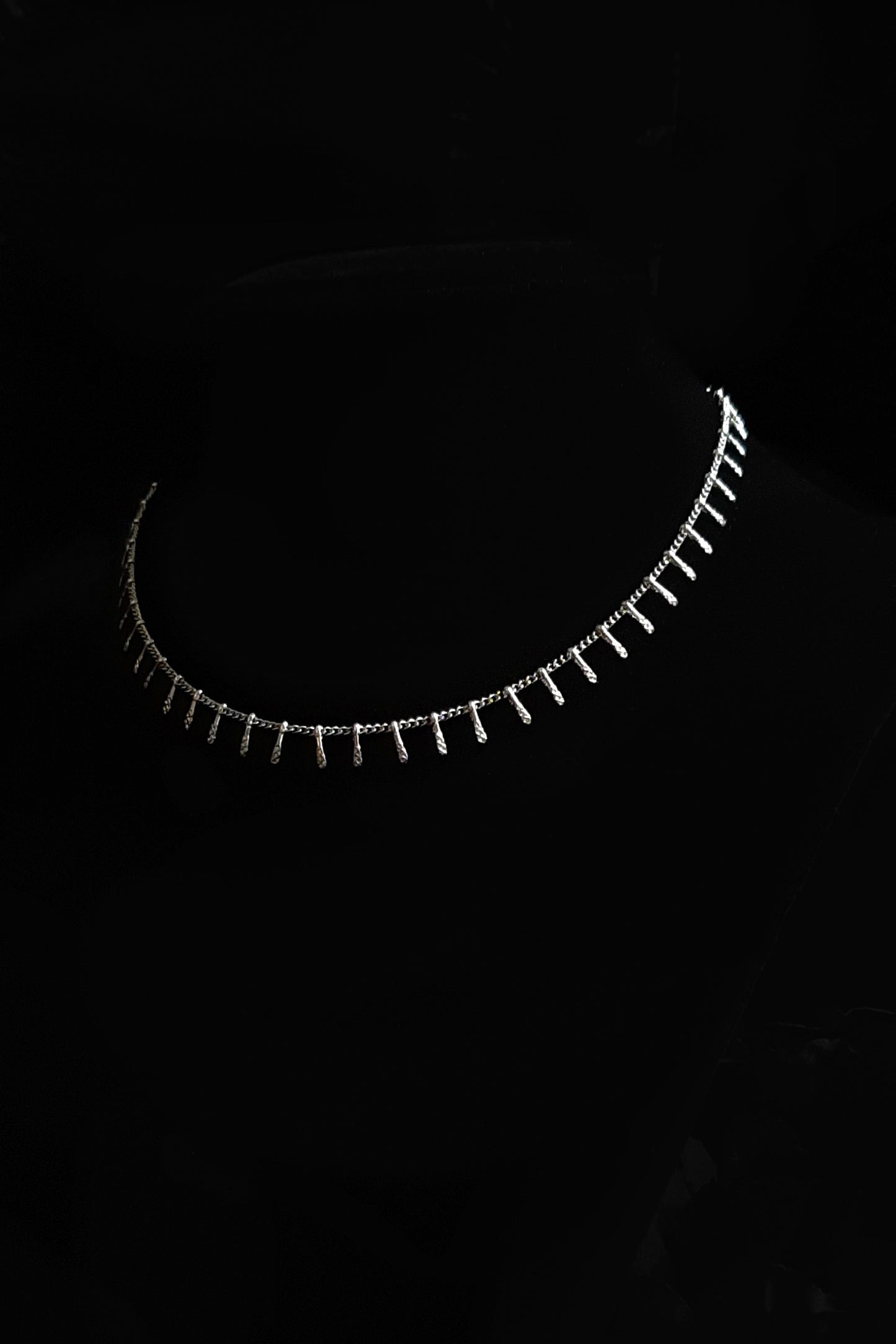 Spark chain choker necklace