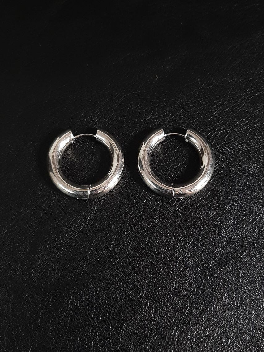 Dauntless ～ Chunky 5mm clicker hoops