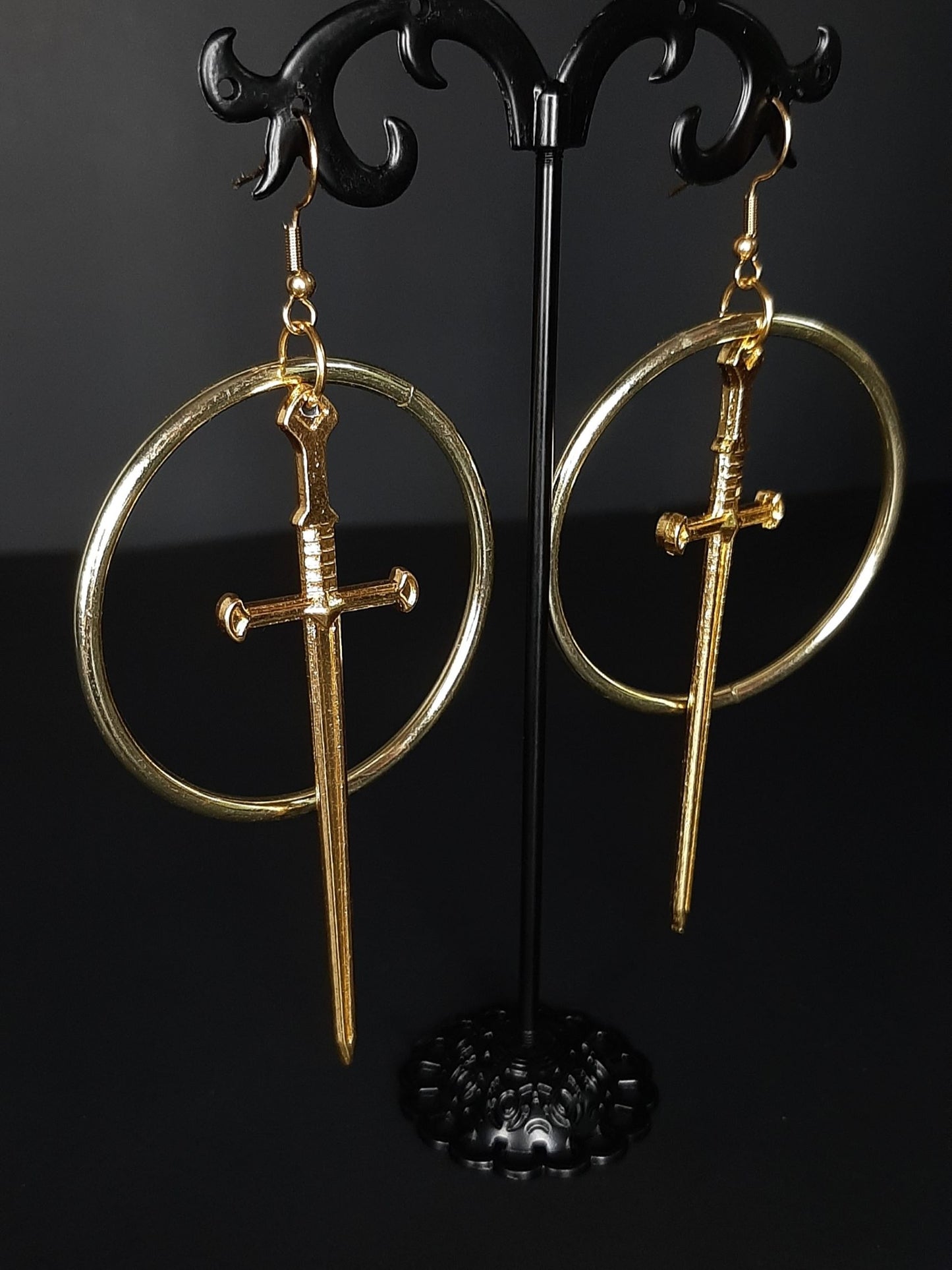 Sword hoop earrings - Gold