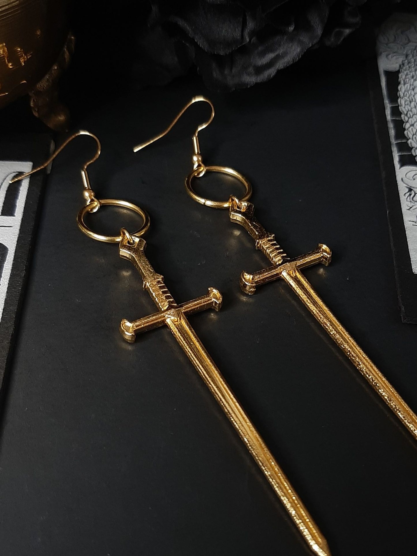 Long sword earrings - Gold