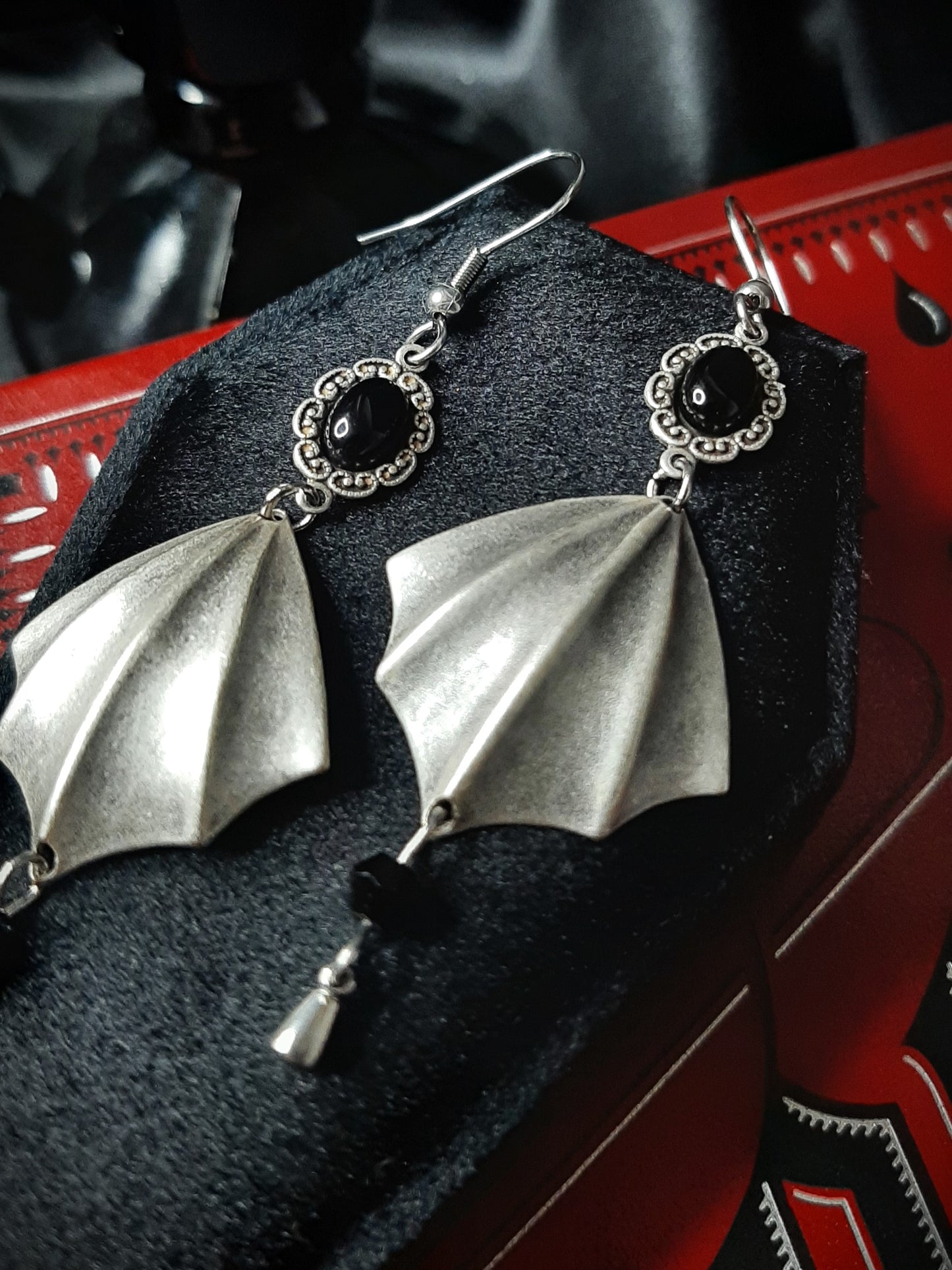 UNDEAD - Bat wing cameo earrings