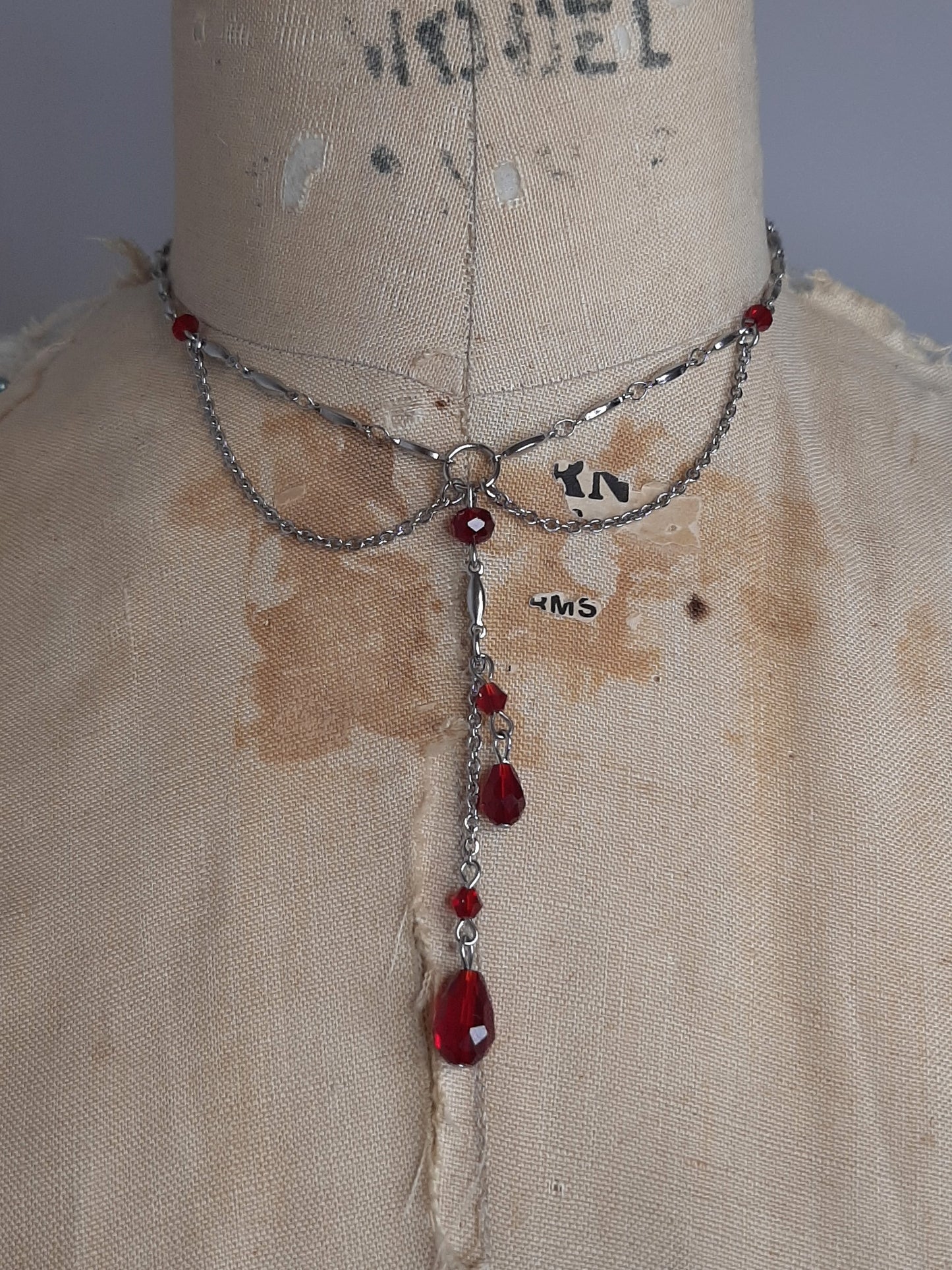 MARKED- Blood drip necklace, 2 𝖑𝖊𝖋𝖙 !