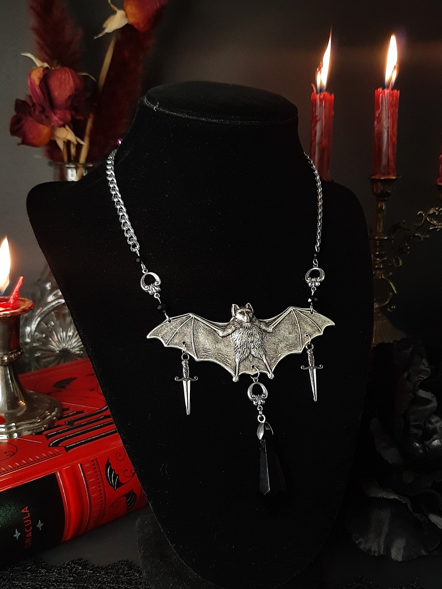 Vampire necklace - 𝓓𝓻𝓪𝓬𝓾𝓵𝓪 3