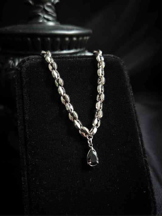 TWISTED Vines necklace - Black