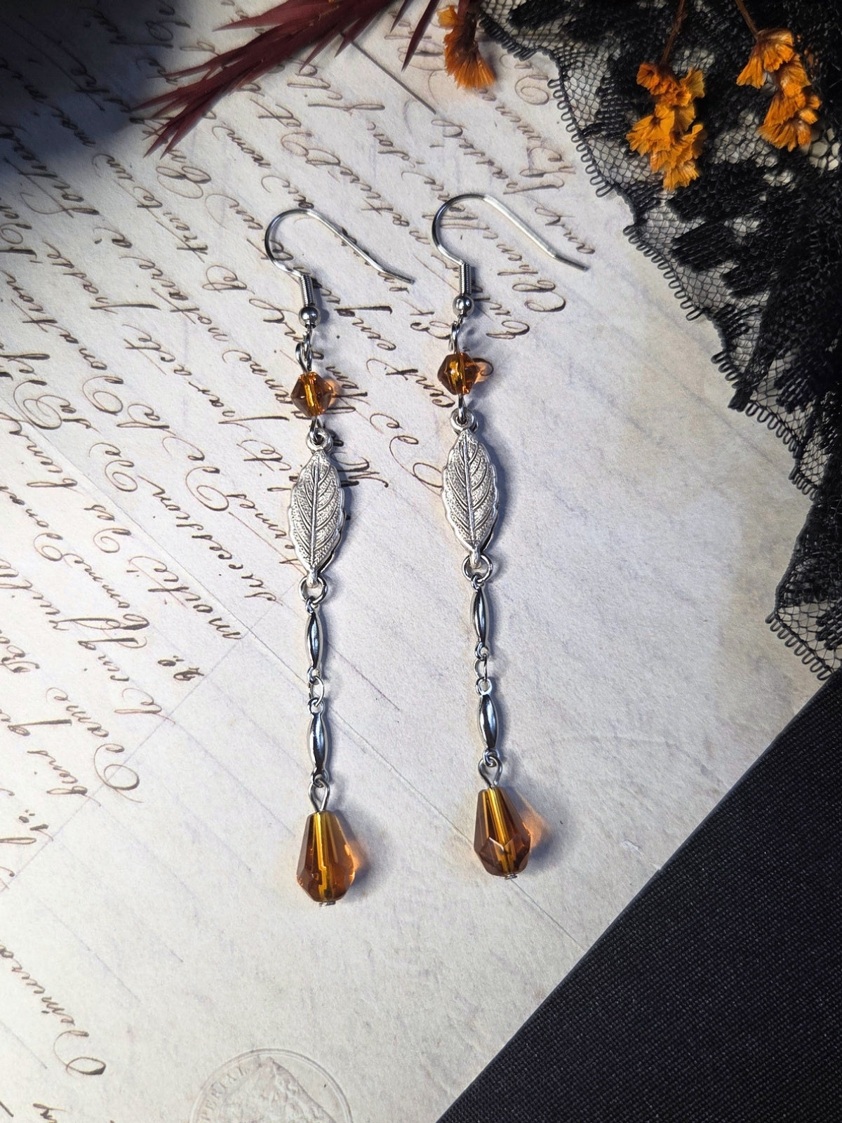 Leaf amber earrings