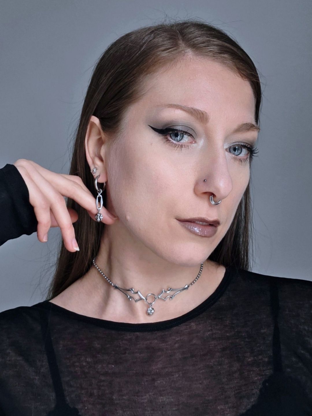 ELDER Fantasy armor earrings - 1 𝖑𝖊𝖋𝖙 !