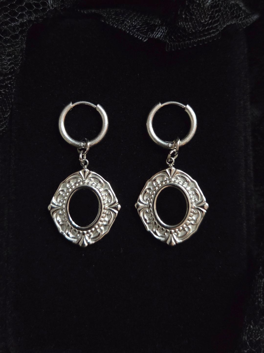 MUSE cameo hoop earrings