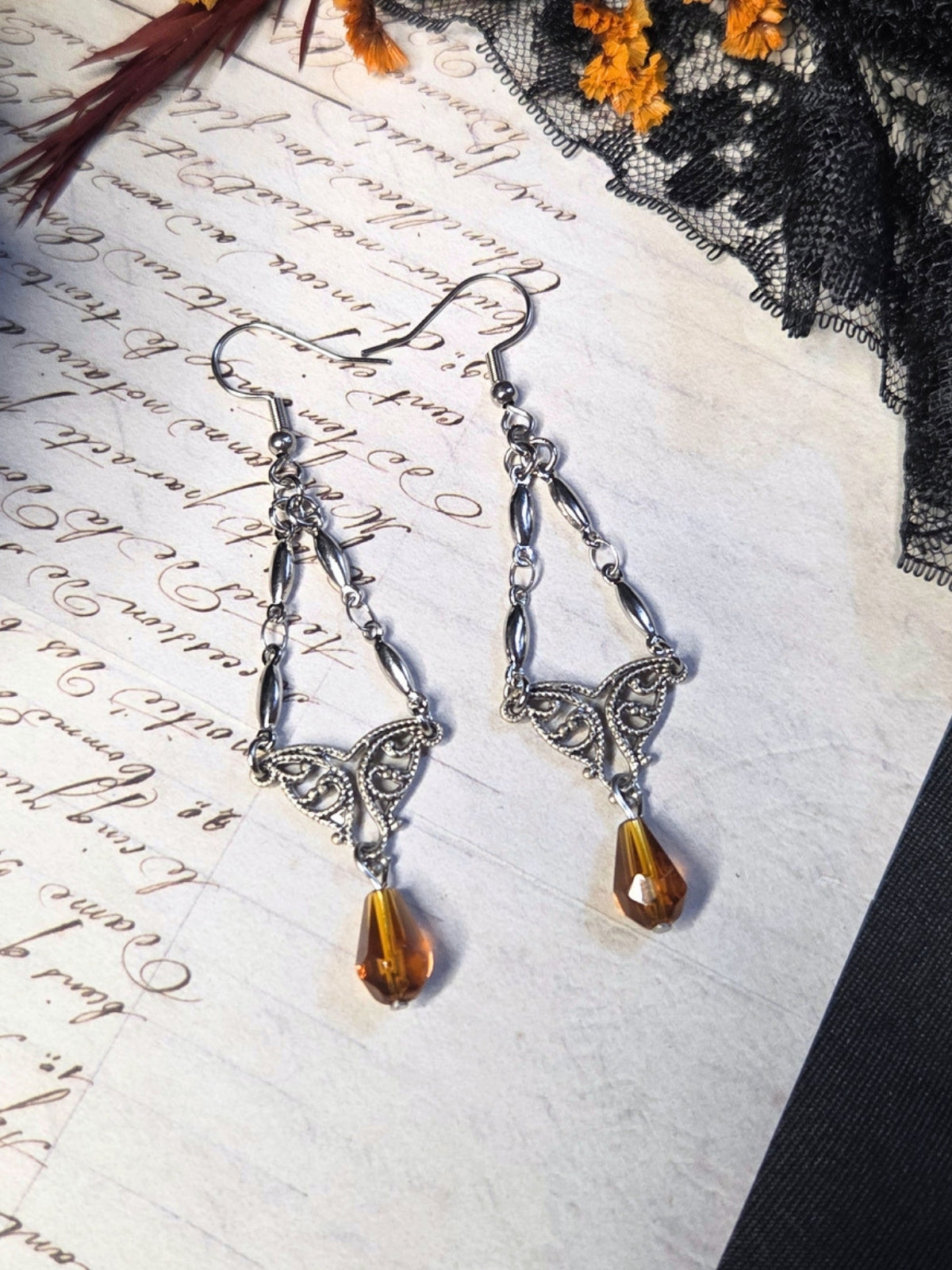 Filigree amber earrings
