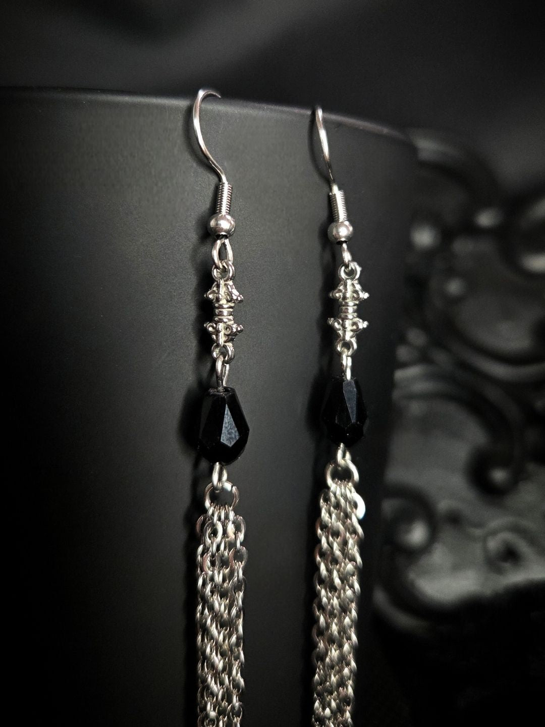 VESPERA chain tassel earrings