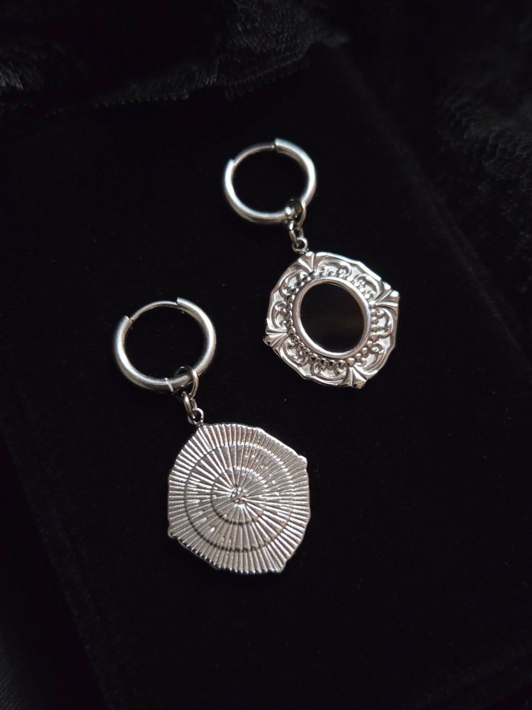 MUSE cameo hoop earrings