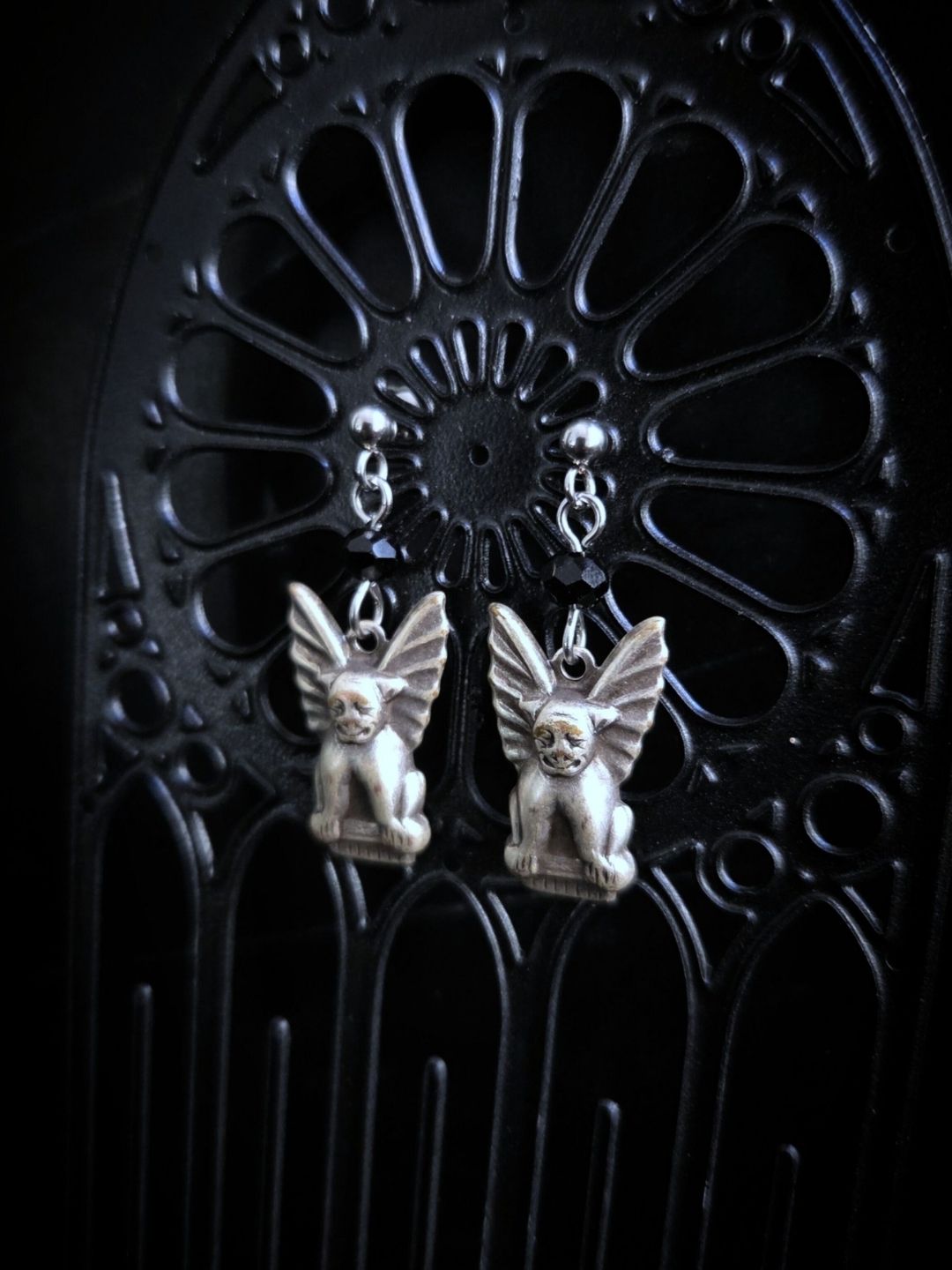 GARGOYLE stud earrings