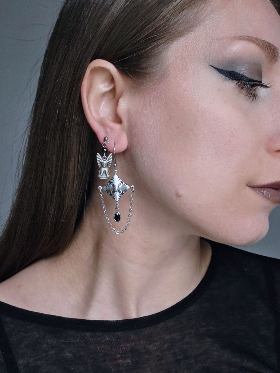 GARGOYLE stud earrings