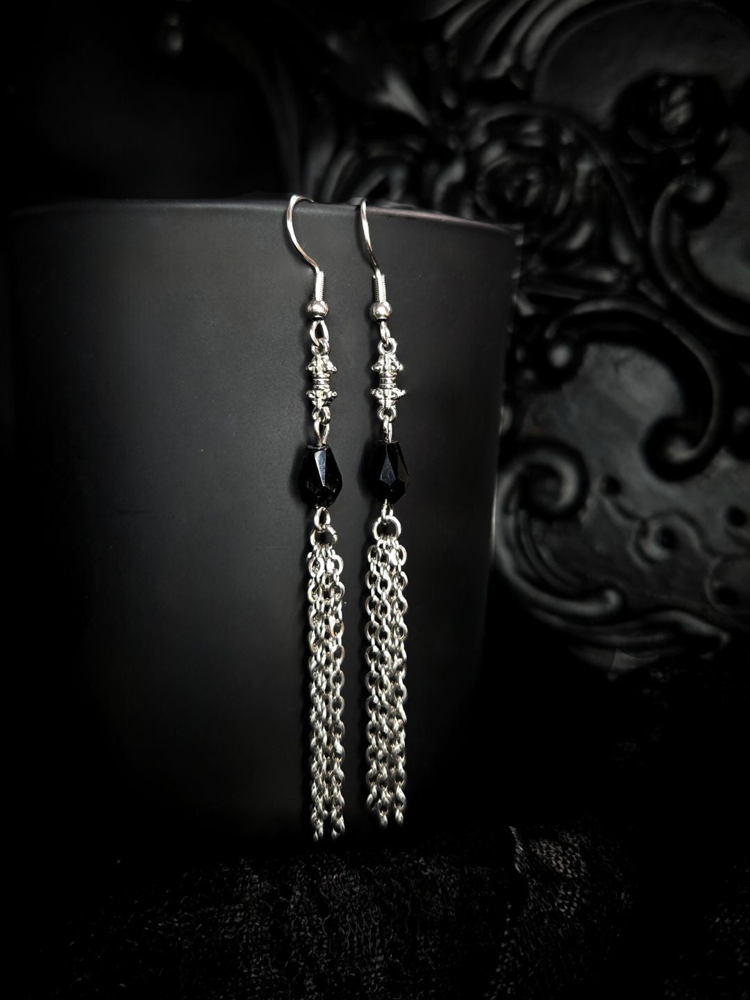 VESPERA chain tassel earrings