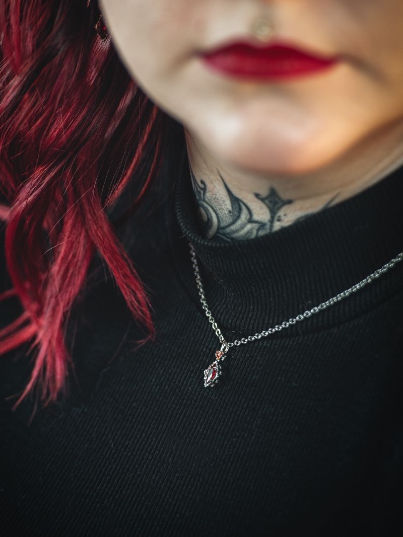 ROYAL BLOOD red drip necklace