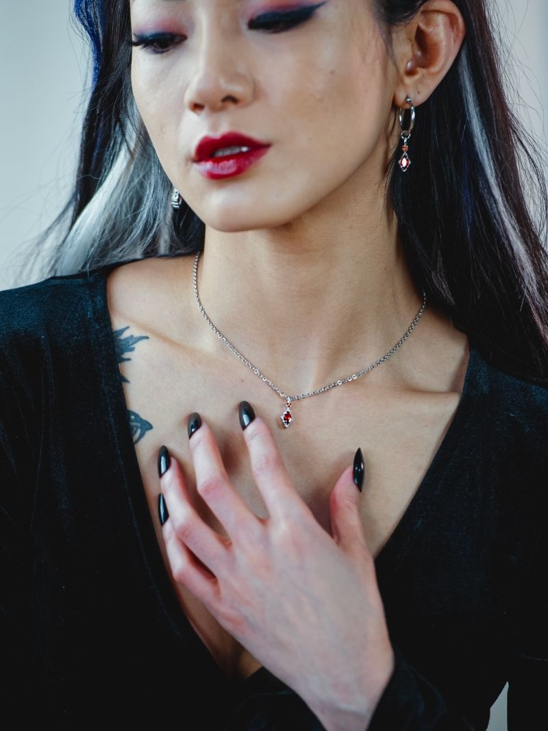 ROYAL BLOOD red drip necklace