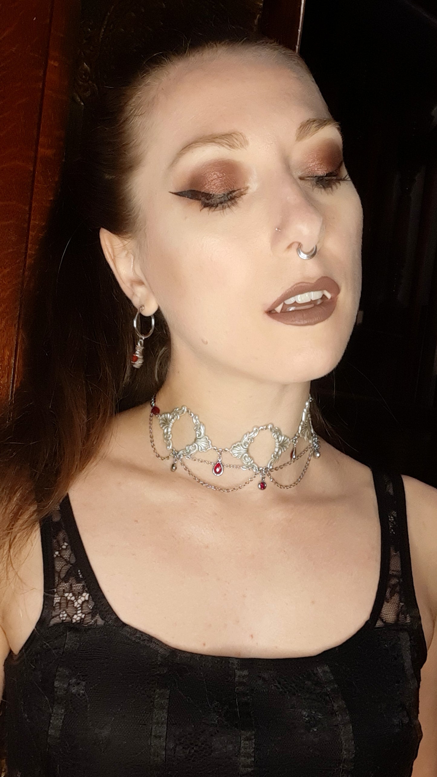 Vampire necklace - 𝓓𝓻𝓪𝓬𝓾𝓵𝓪 1