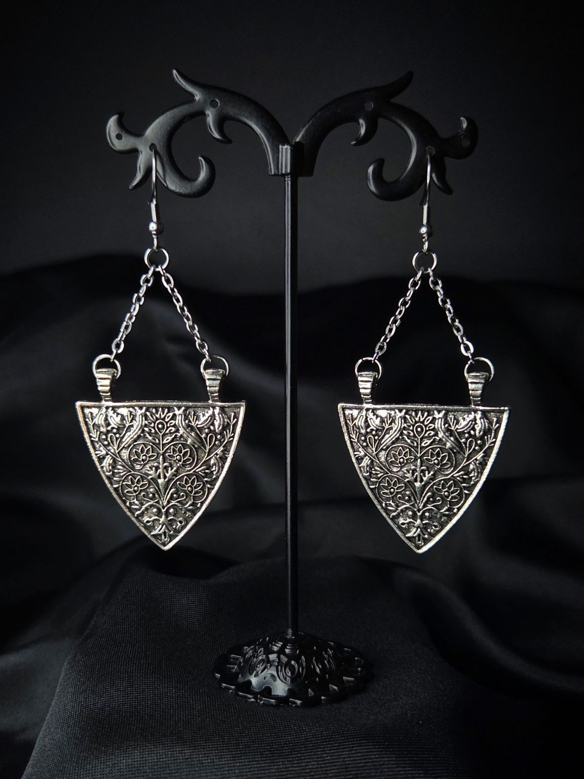 SHIELD medieval filigree earrings
