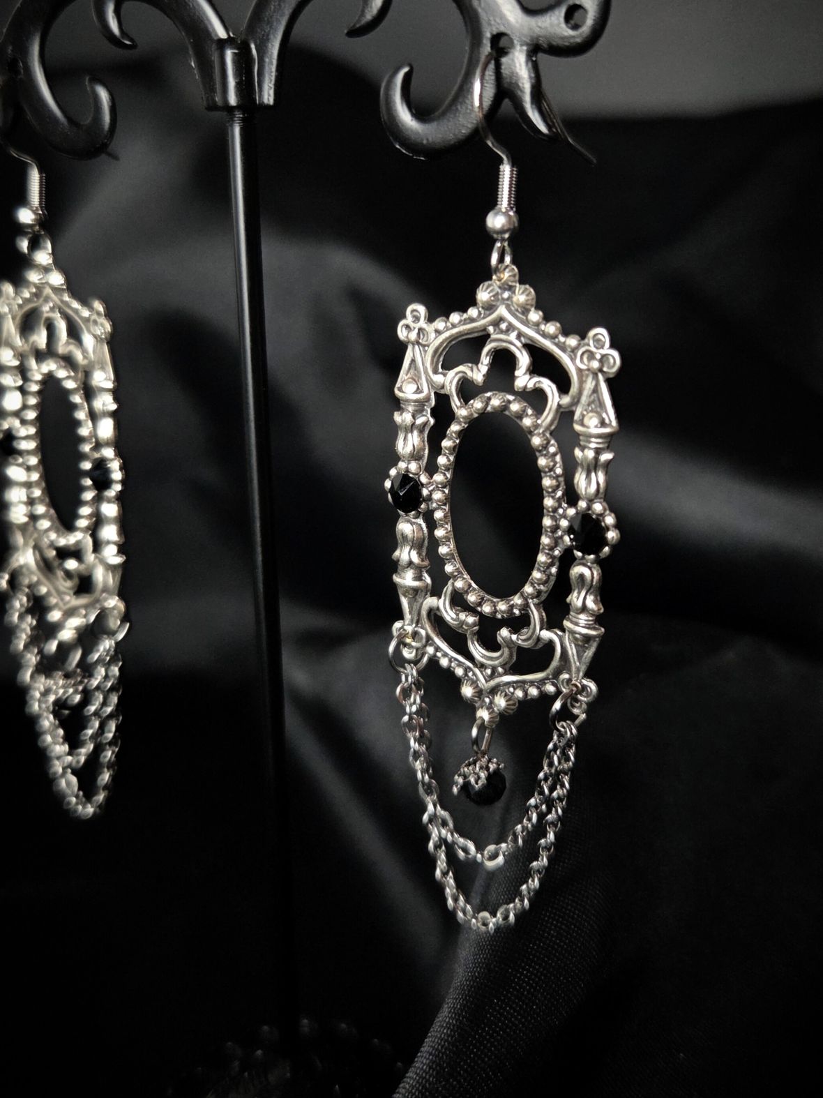 MANOR Gothic architecture earrings
