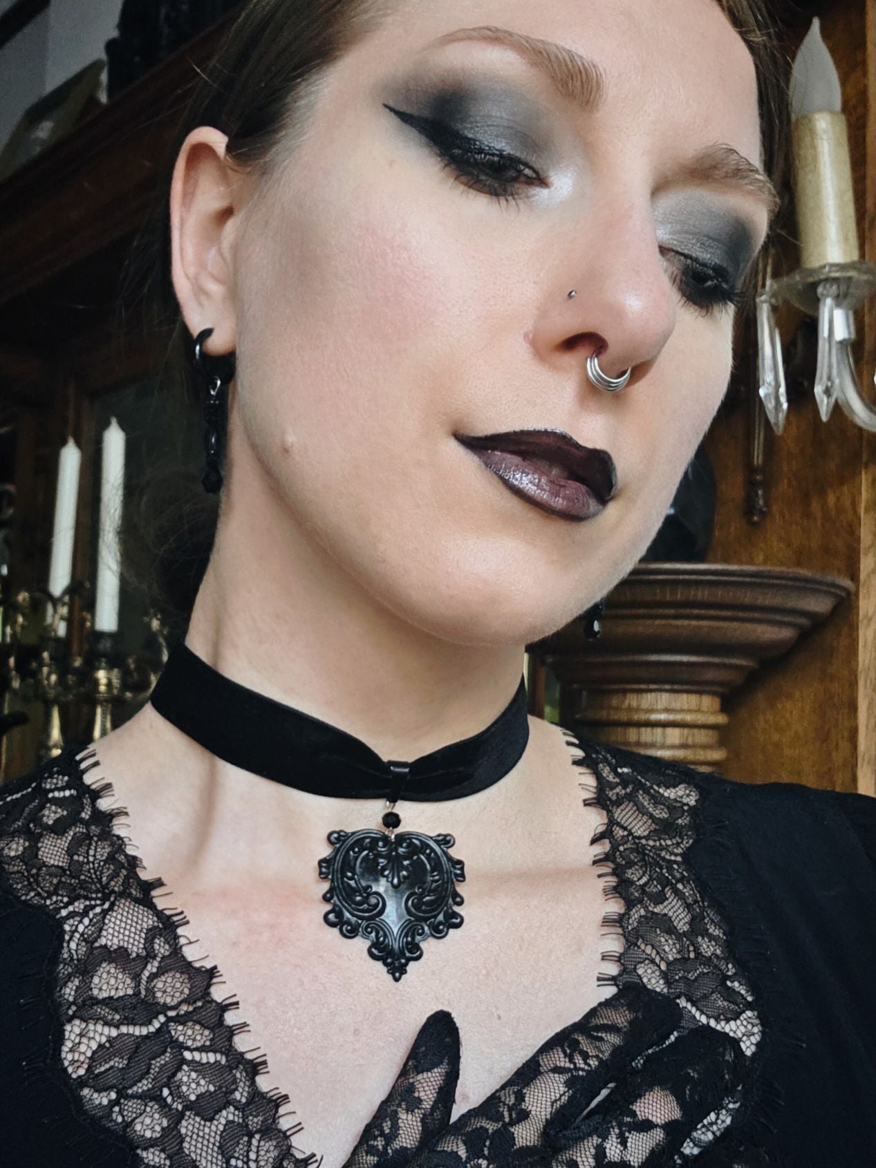 TENEBRAE Black filigree choker
