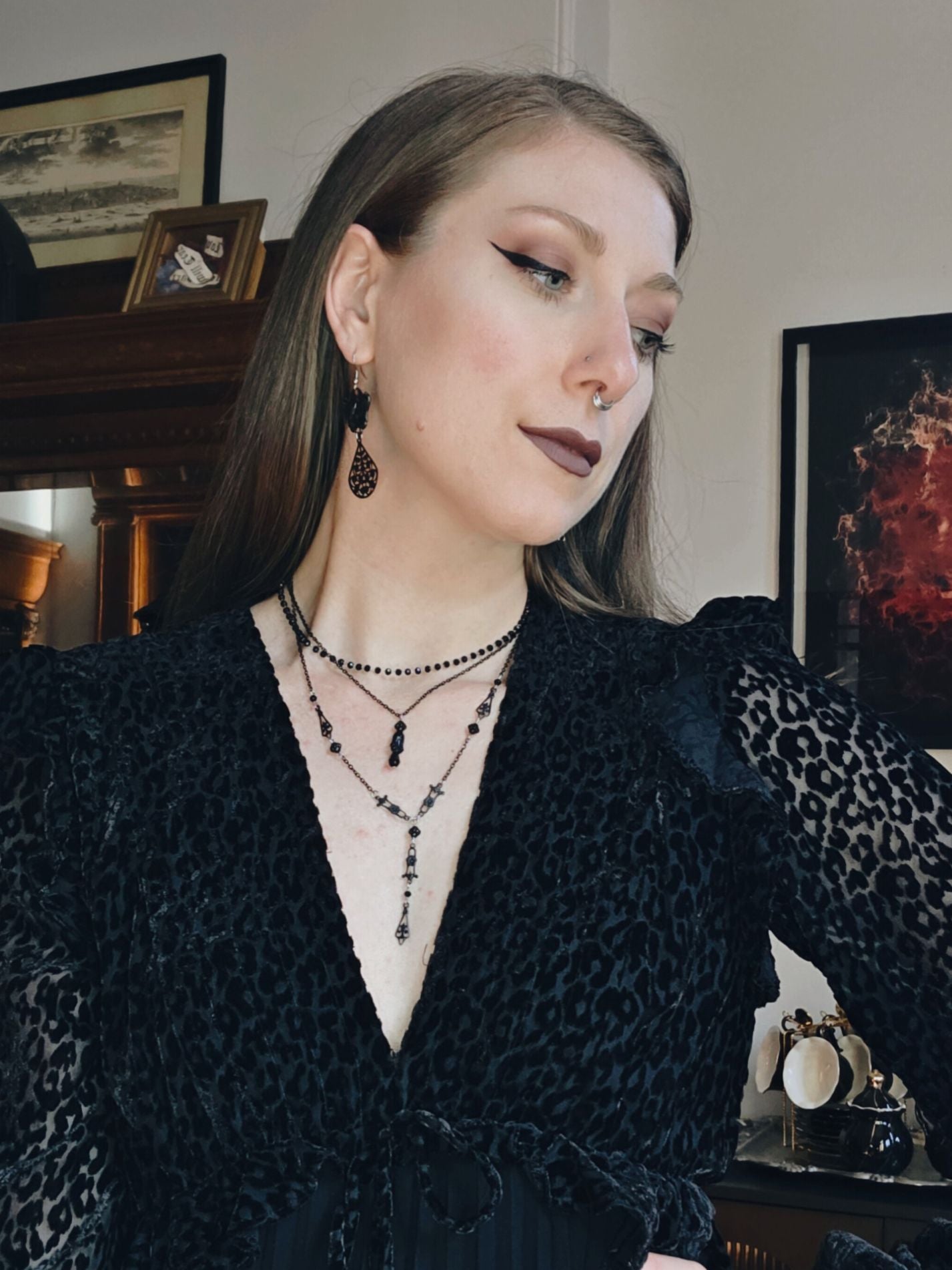 LIBERARE Dove filigree earrings