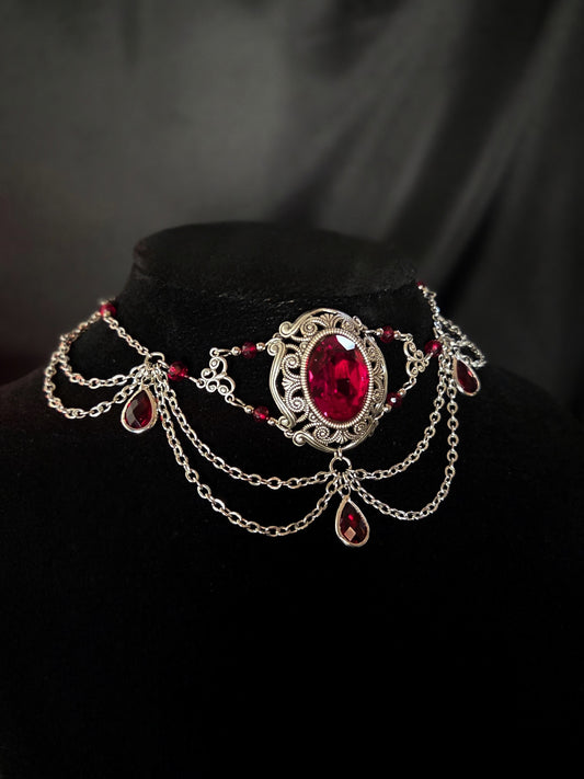 Red Requiem - Swarovski vampire choker