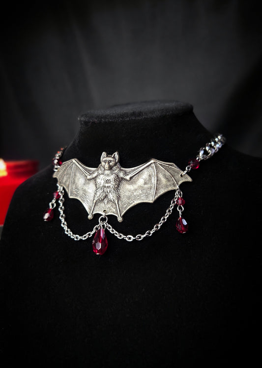 Large bat necklace - Red