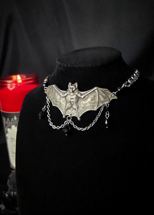 Large bat necklace - Black