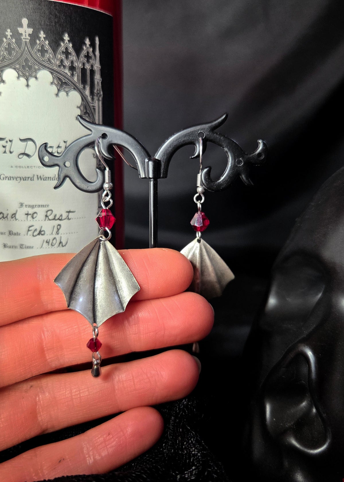 Bat wing earrings - Red