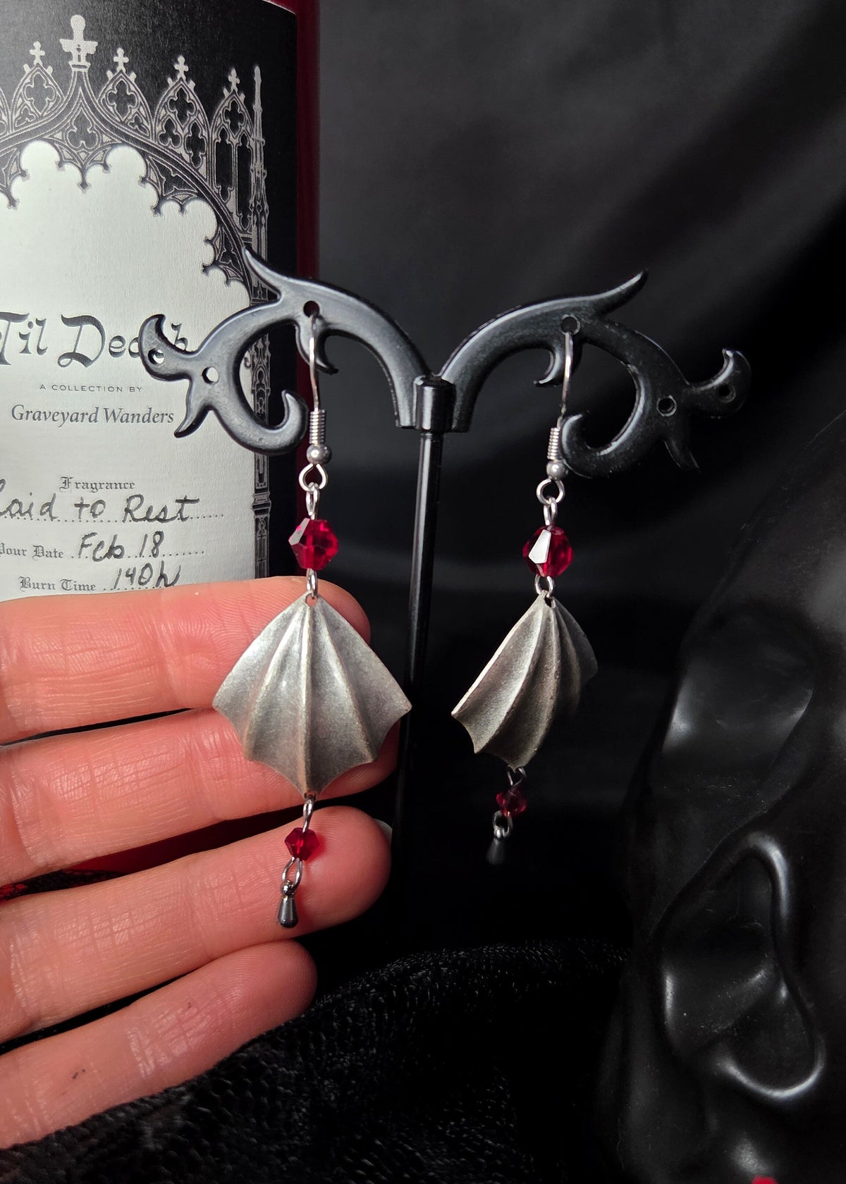 Bat wing earrings - Red