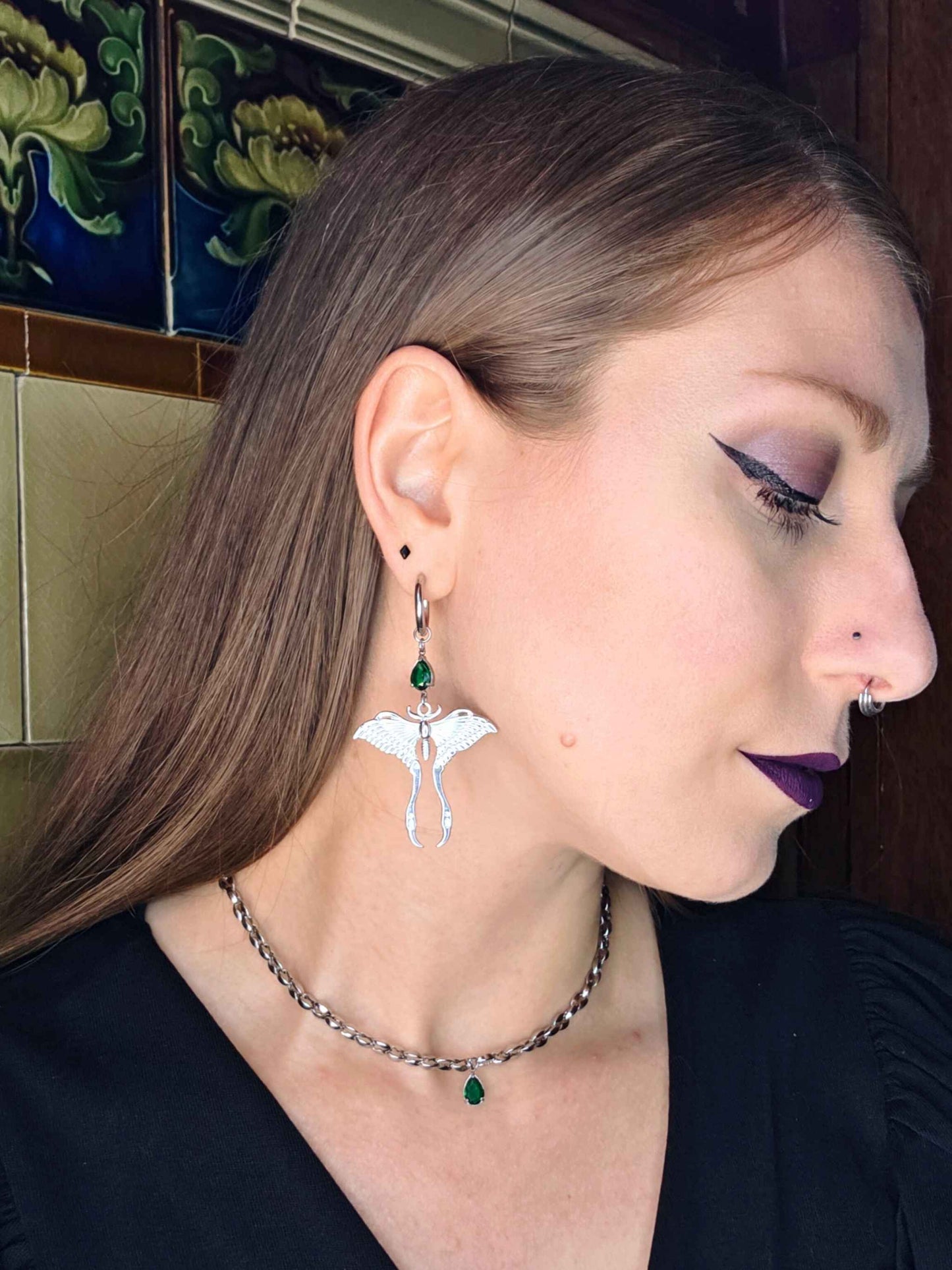 NOCTURNA Moth earrings -green
