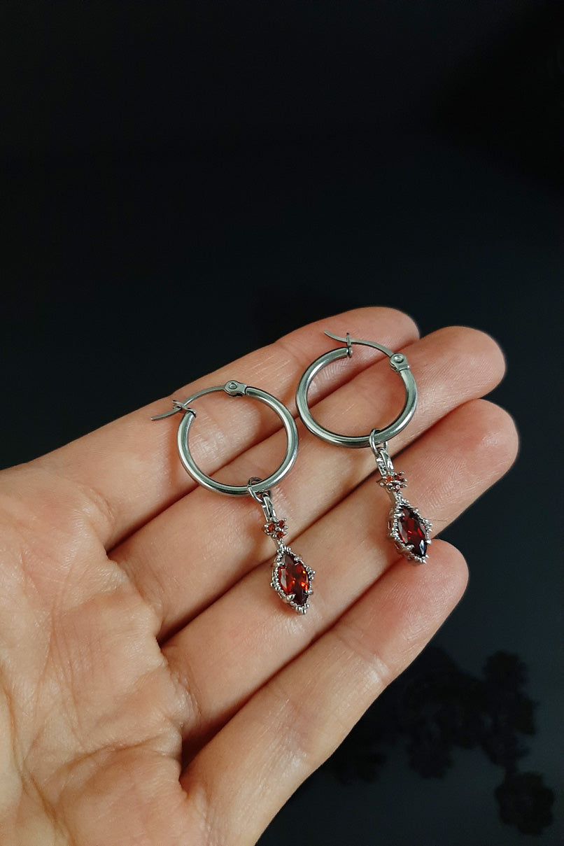 ROYAL BLOOD earrings
